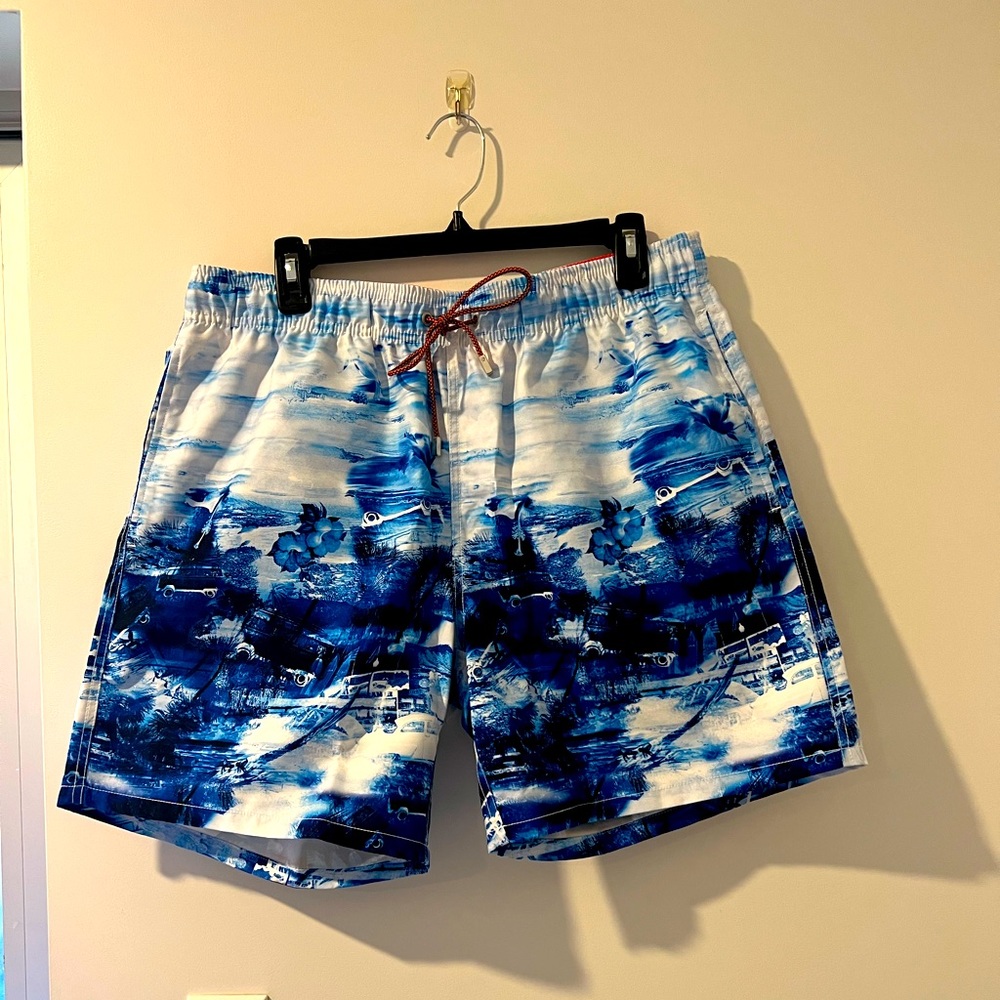 Men's Bugatchi Swim Trunks Blue Tropical Print Size: XL. MSRP: $99
